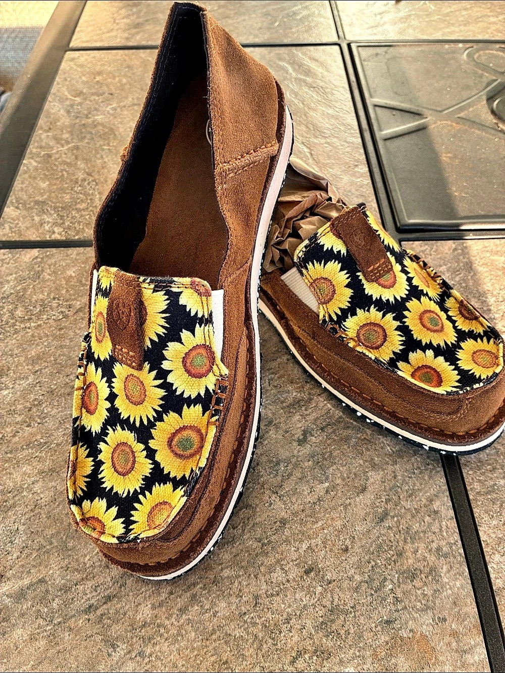 Ariat Women's Field Of Sun Cruiser Shoes Brown & Yellow US 10B